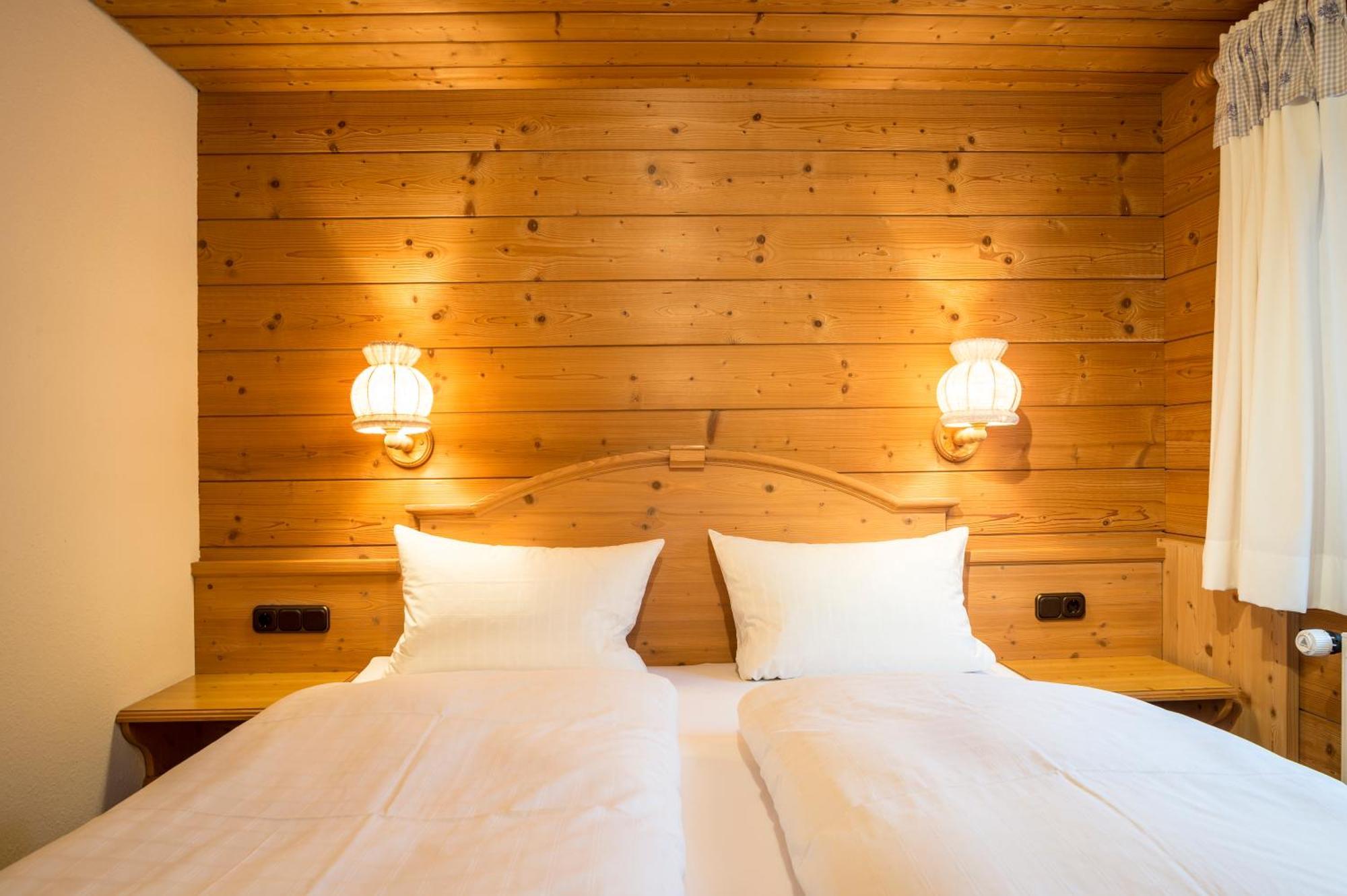 Gästehaus Tannegg Mittelberg Zimmer foto