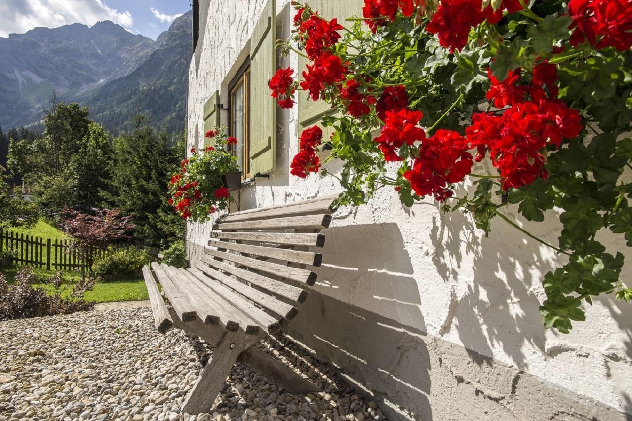 Gästehaus Tannegg Mittelberg Exterior foto